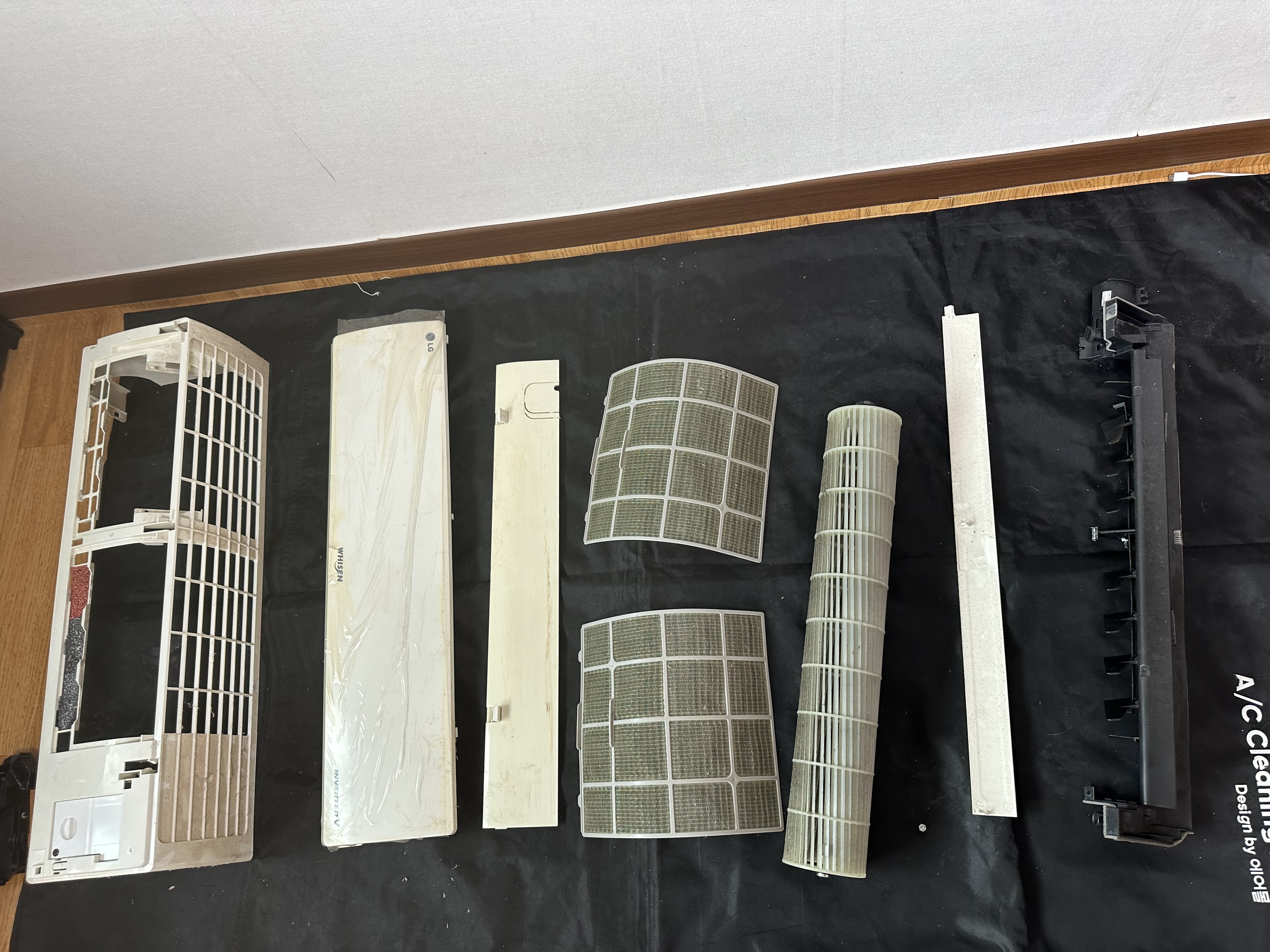 청소 전 에어컨